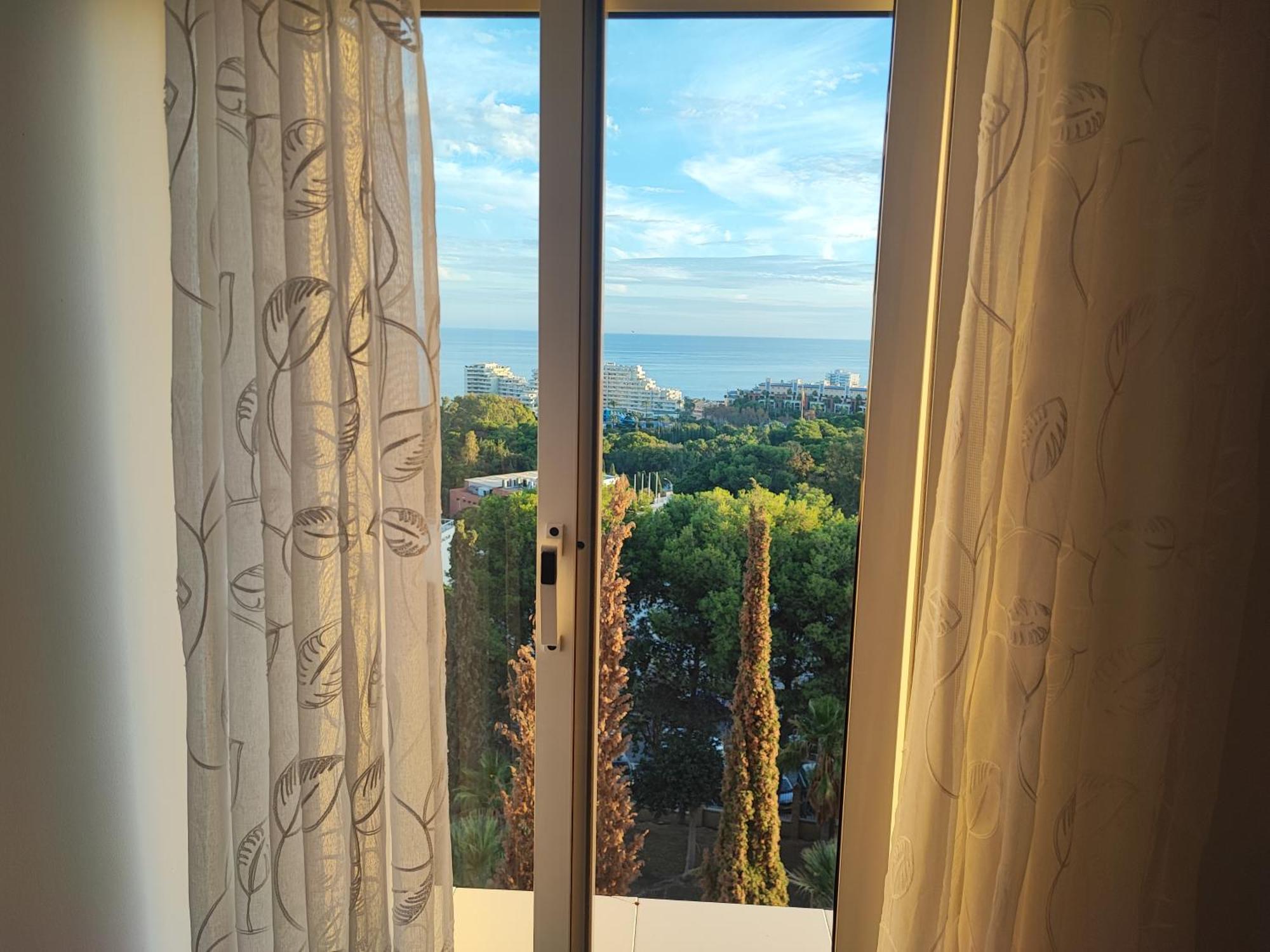 Hercules Paradise 531 Apartamento Con Vistas Al Mar Mediterraneo En Benalmadena A Pasos Del Centro Y Su Vibrante Zona Comercial Disfruta De Una Experiencia Unica En La Costa Del Sol Malaga Andalucia Well-Connected To The Airport Exterior photo